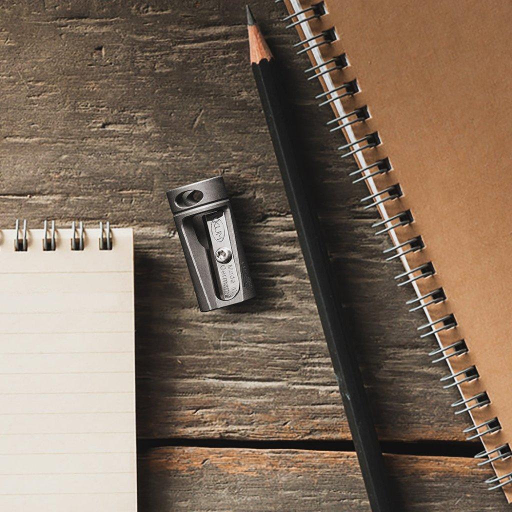 KeyUnity KT00 Titanium Pencil Sharpener – EDC for artists and crafters