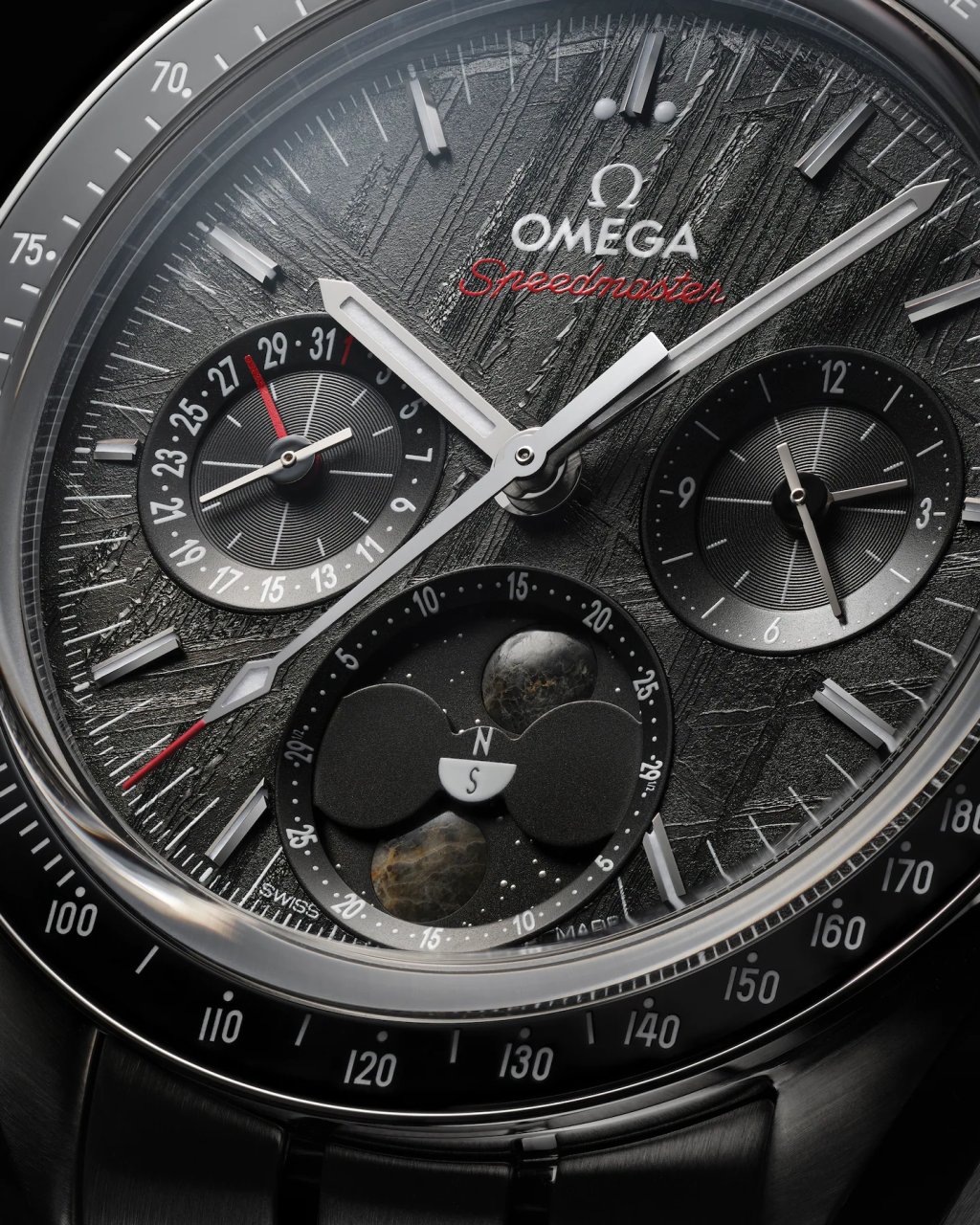 Omega Speedmaster Moonphase 43mm watch