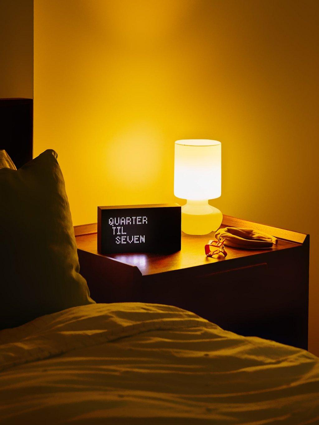 Tidbyt – Smart clock