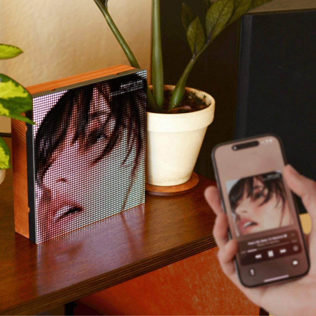 Tuneshine – Lighting up your room with music