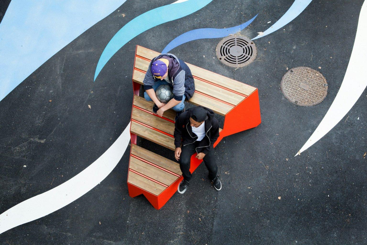 Vestre Stoop Bench