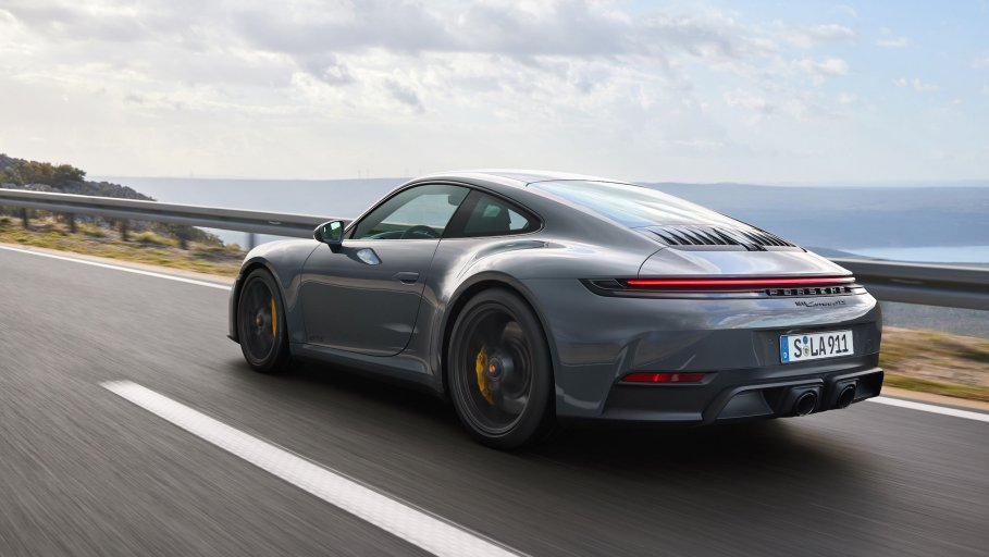 image of 2024 Porsche 911 Carrera 4 GTS –The first hybrid 911