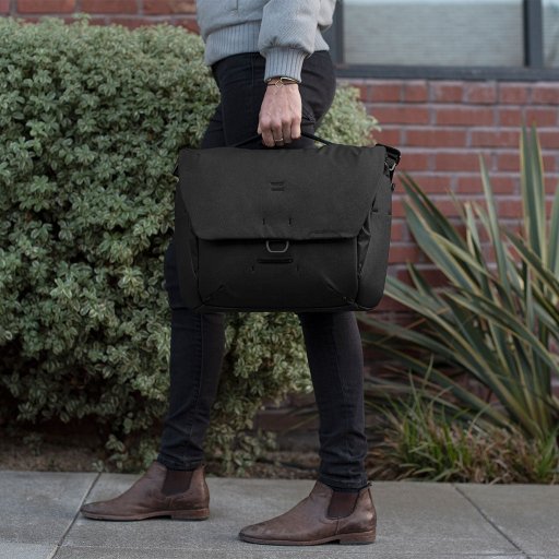 image of Peak Design Everyday Messenger