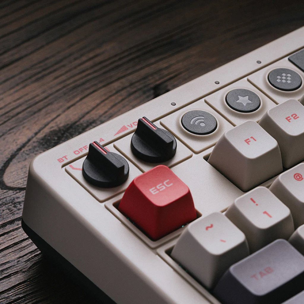 Photo 2 of 8BitDo Retro Mechanical Keyboard