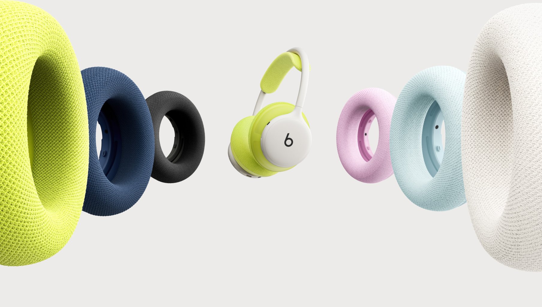 Photo 2 of Beats 360 – Over ear headphones you can sweat in