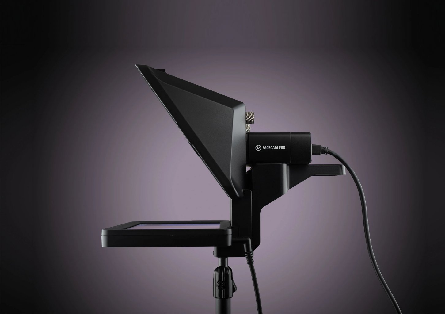 Photo 1 of Elgato Prompter